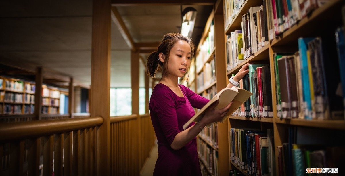 《论语》中温故而知新告诉我们的道理是什么?