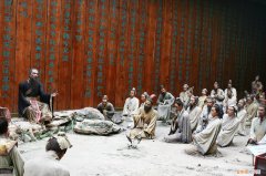 《论语》中温故而知新告诉我们的道理是什么？