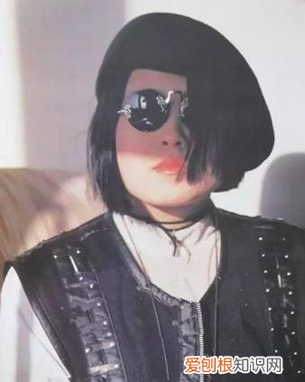 罗琦的眼睛怎么了