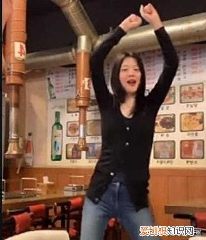 儿科医生举报下架李冰冰短视频理由:因为不穿内衣