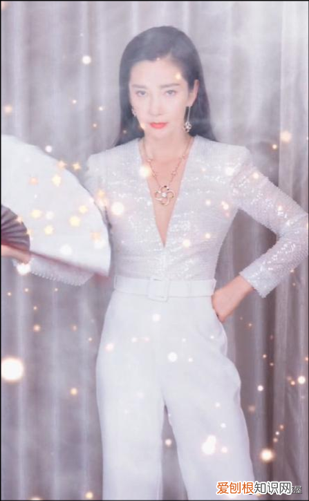 儿科医生举报下架李冰冰短视频理由:因为不穿内衣