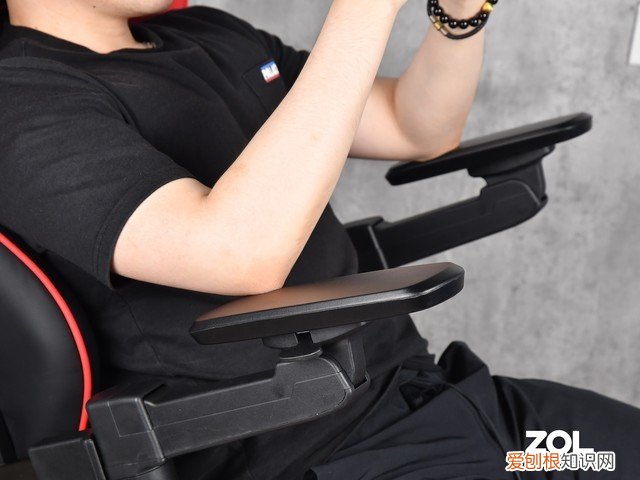 迪锐克斯VA001电竞椅怎么样