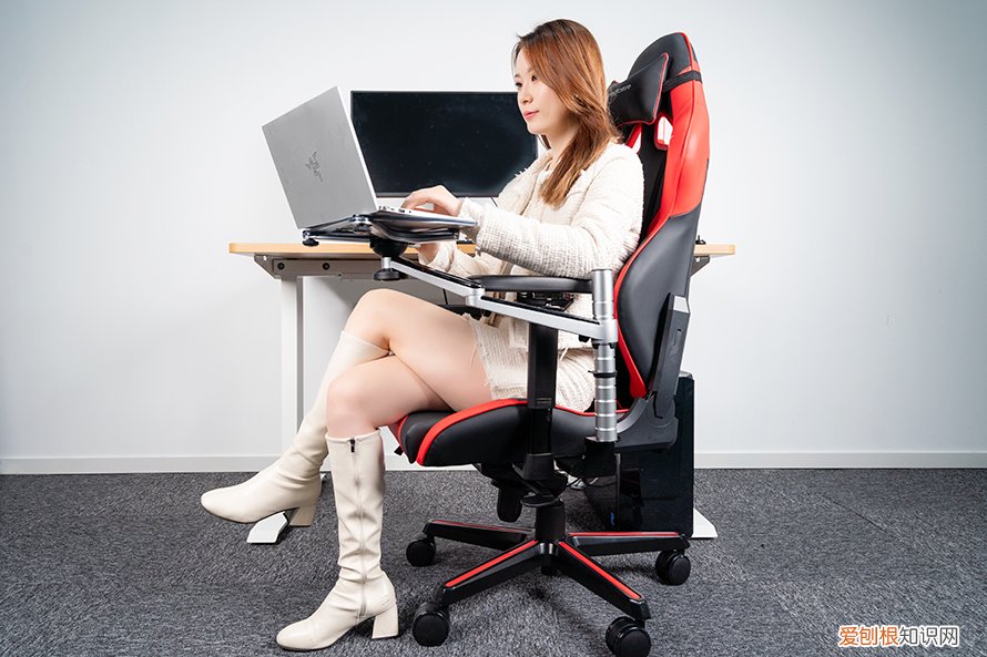 迪锐克斯模块化电竞椅评测