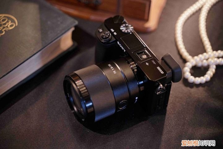 适合旅行摄影的两款索尼微单：RX100 VII 和 a7C对比评测，哪个值得买