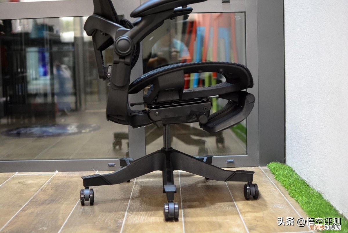 网易严选星舰人体工学椅深度评测