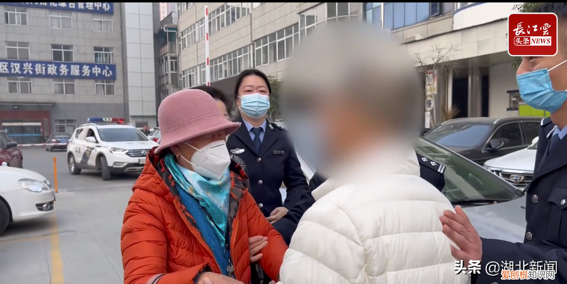 72岁母亲对丢失43年儿子被巡回,老母亲含泪像儿子道歉