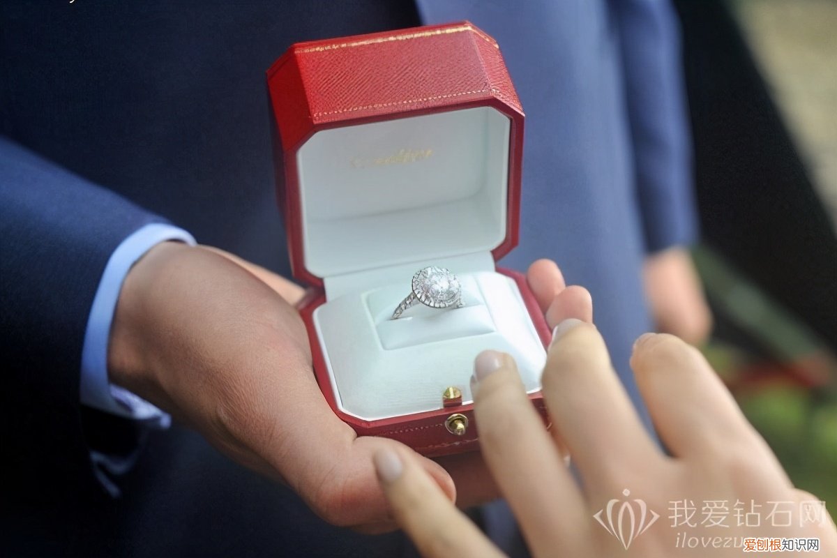 结婚钻戒买什么牌子好