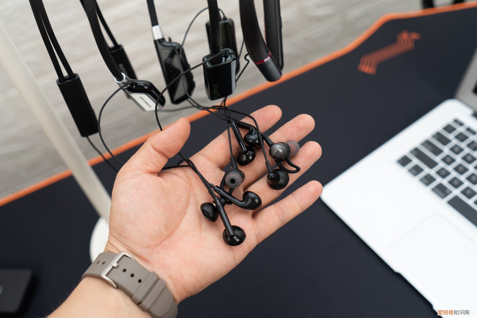 直播无线监听耳机哪个牌子好