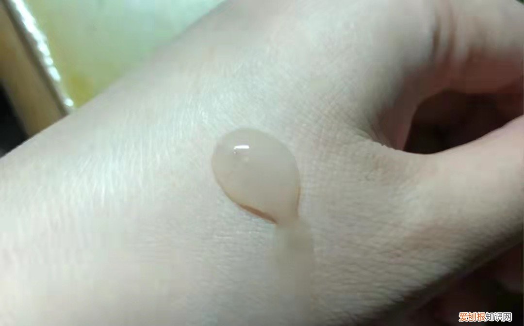 什么牌子的精华液好用又不贵