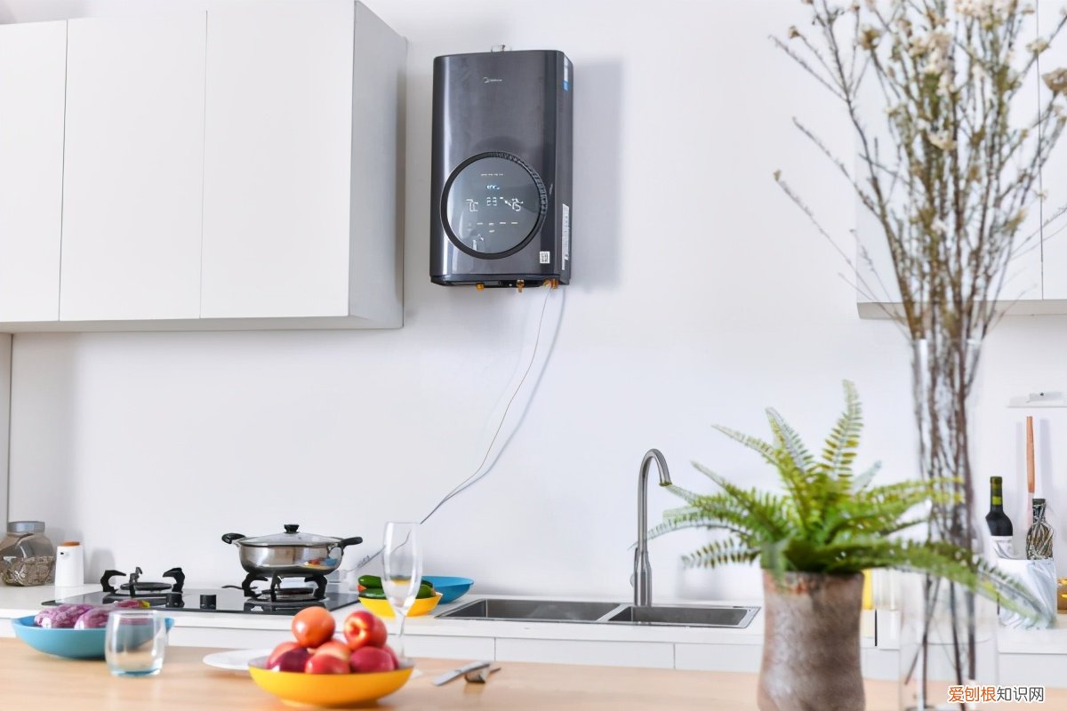 美的电热水器UV8怎么样?