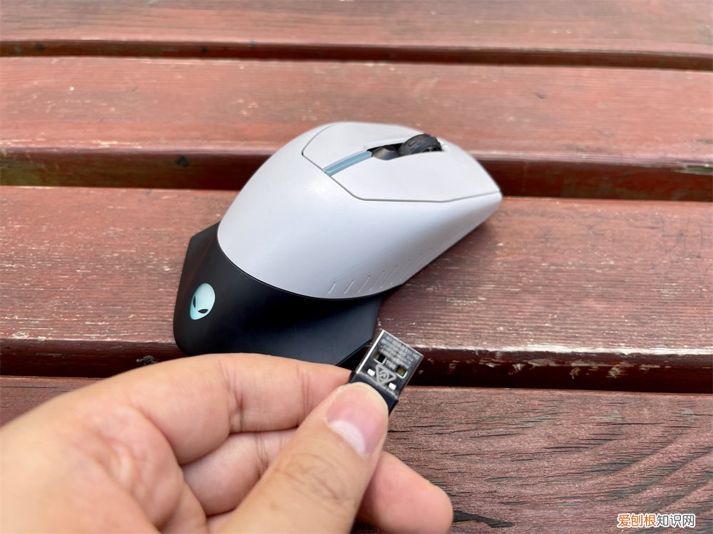 外星人Aw610M鼠标怎么样