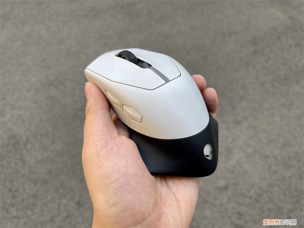 外星人Aw610M鼠标怎么样