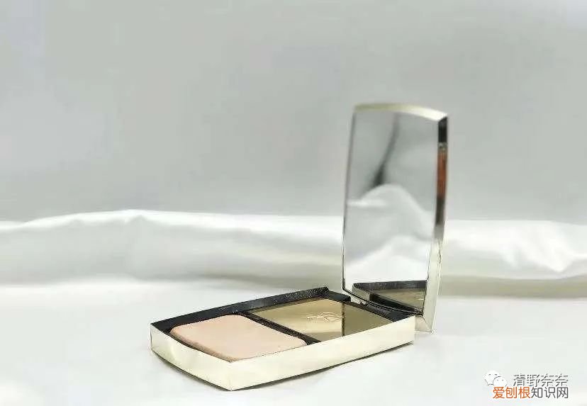 粉饼哪个牌子好用不脱妆?