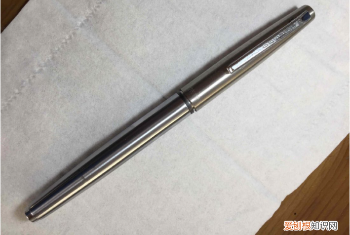 英雄钢笔为什么会衰败?