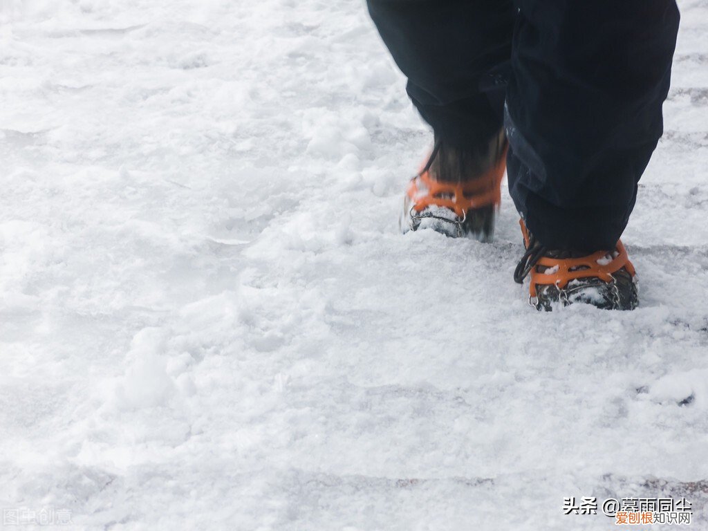 登山鞋哪个牌子质量好又实惠?