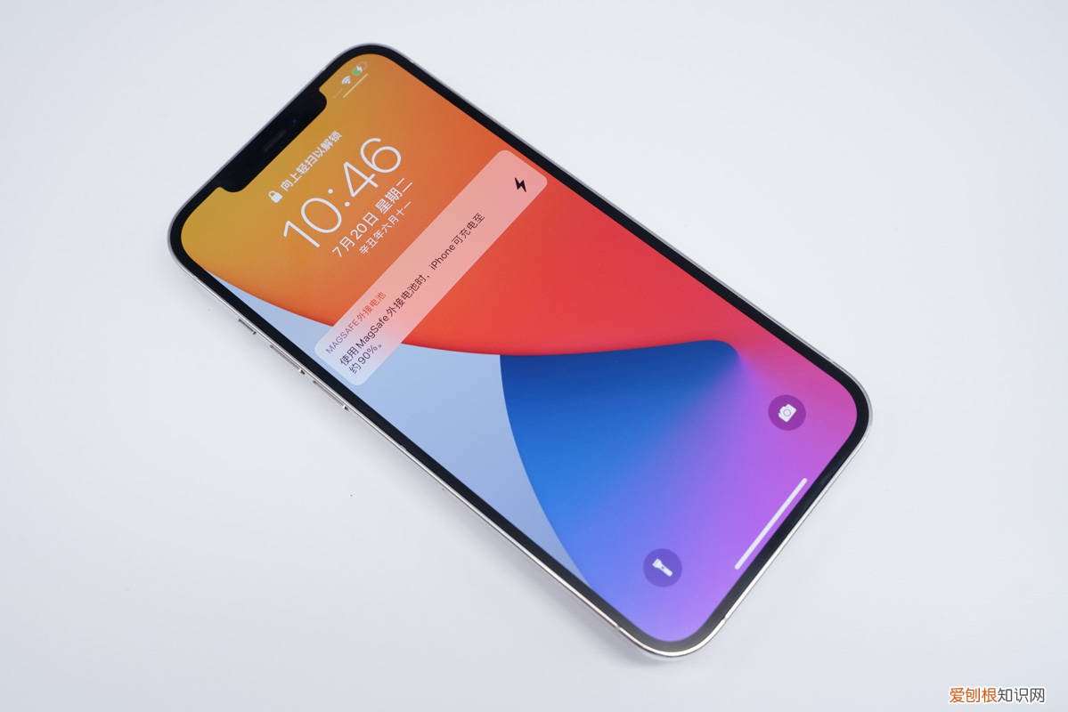 苹果MagSafe无线充电宝怎么样?