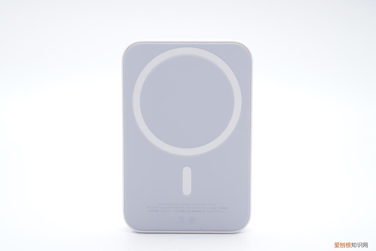 苹果MagSafe无线充电宝怎么样?