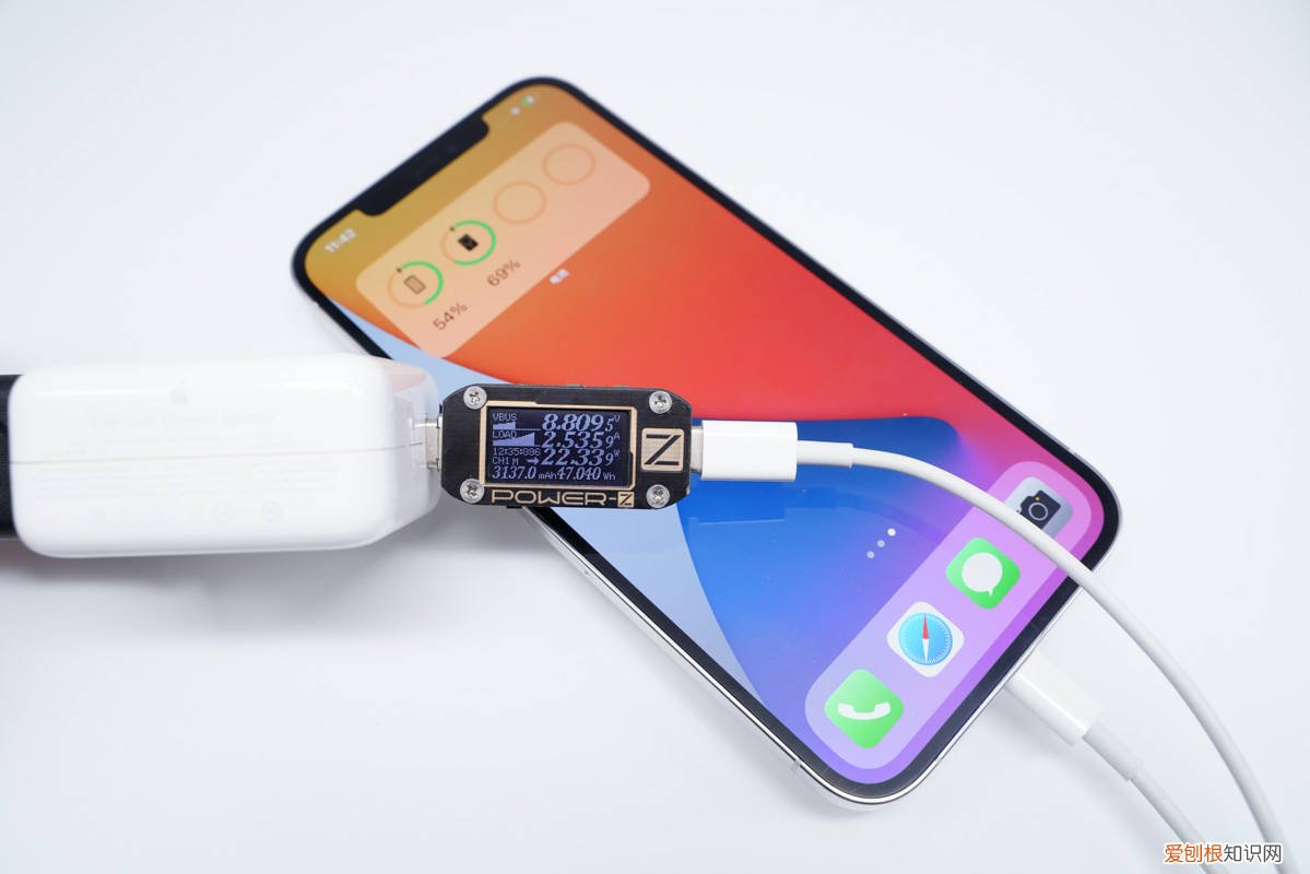 苹果MagSafe无线充电宝怎么样?