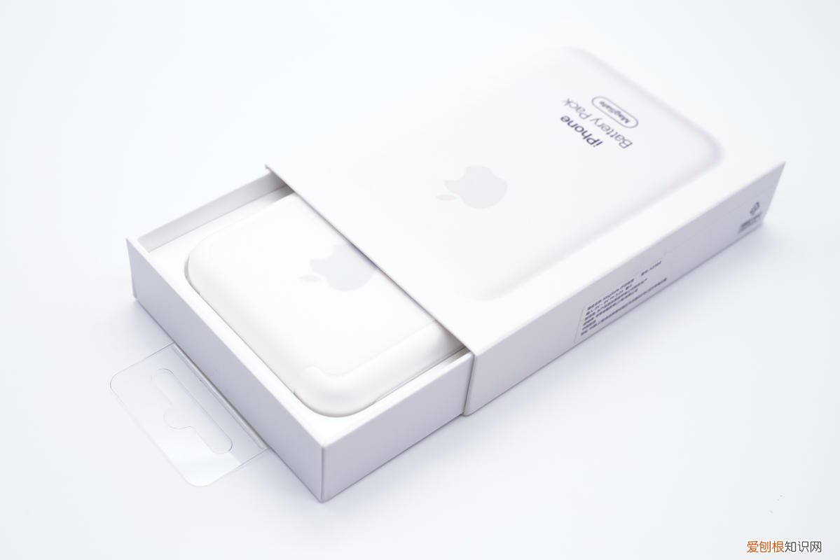 苹果MagSafe无线充电宝怎么样?