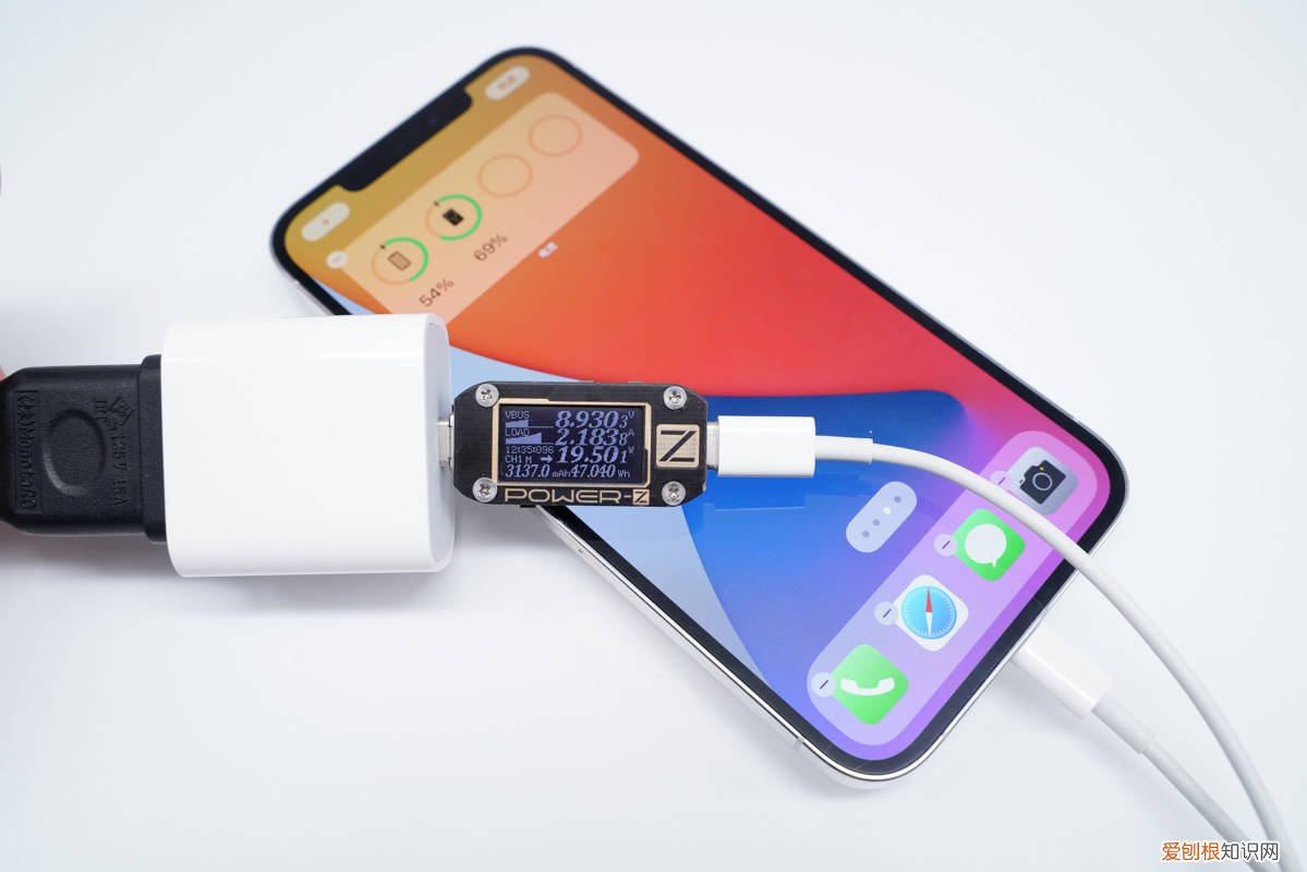 苹果MagSafe无线充电宝怎么样?