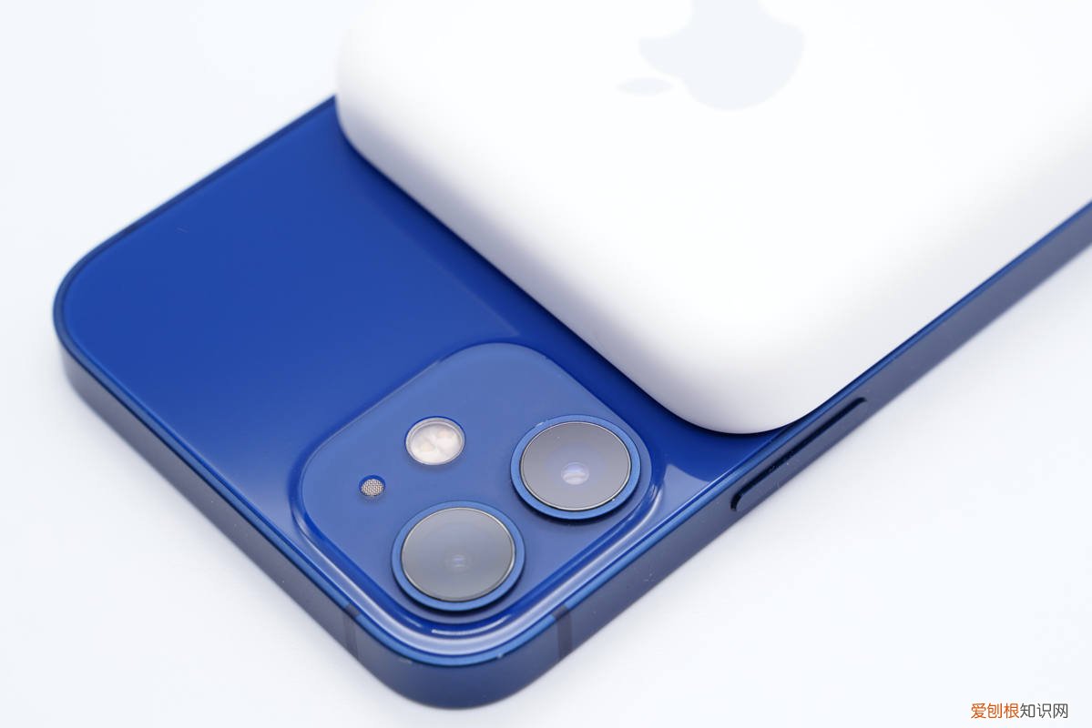 苹果MagSafe无线充电宝怎么样?