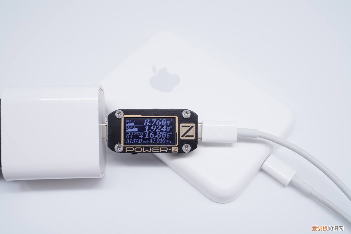 苹果MagSafe无线充电宝怎么样?