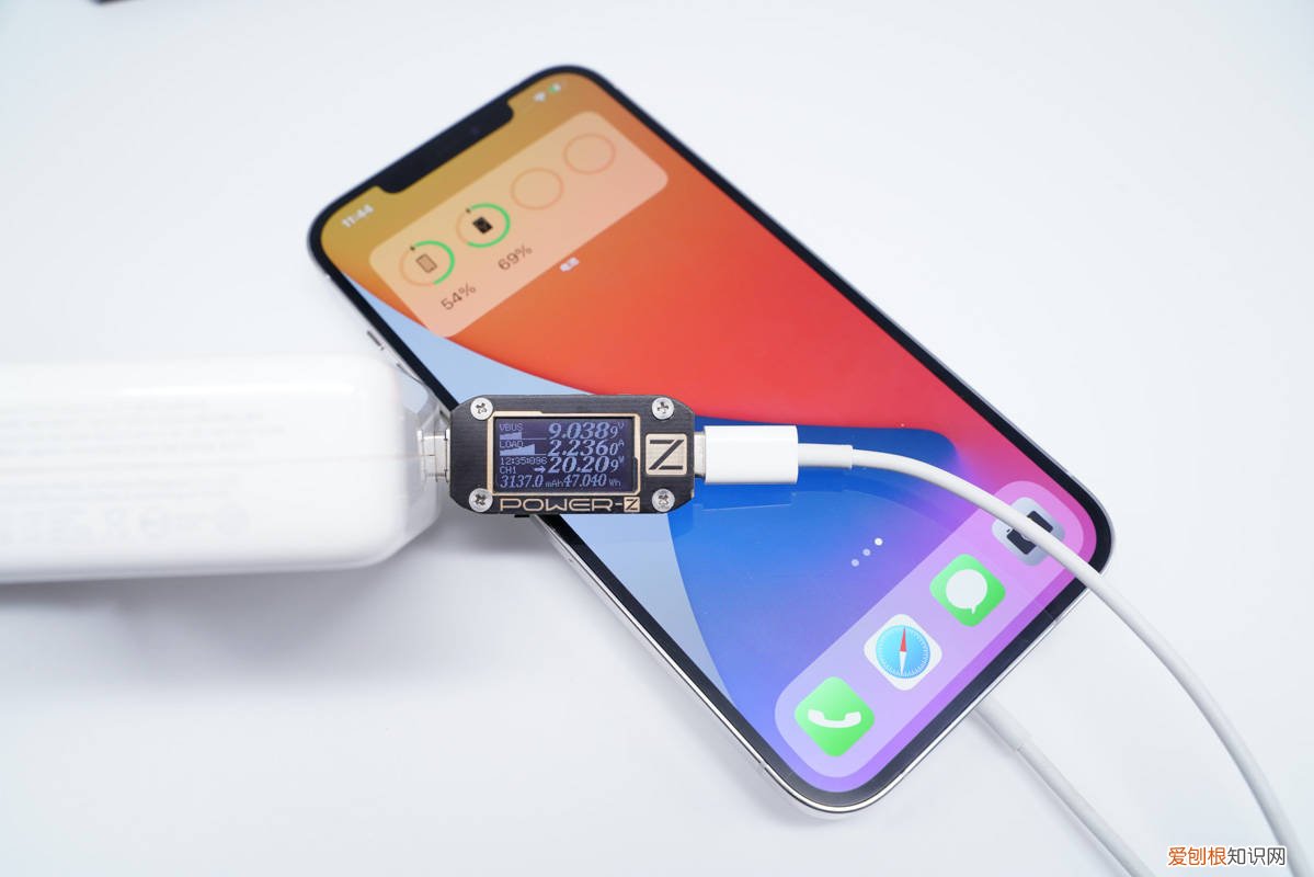 苹果MagSafe无线充电宝怎么样?