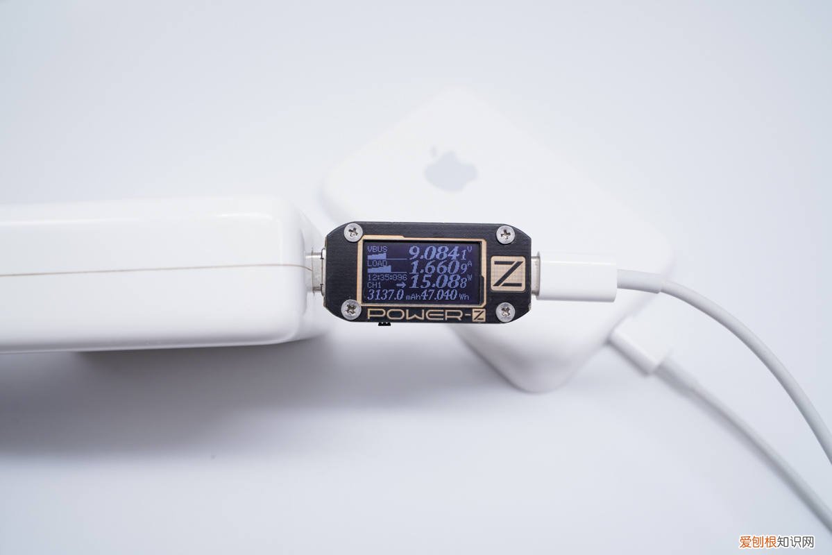 苹果MagSafe无线充电宝怎么样?