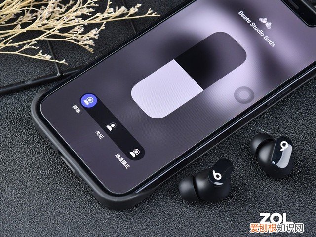 beats studio buds和airpods pro对比评测哪个好?