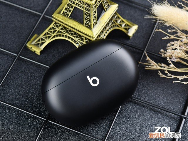 beats studio buds和airpods pro对比评测哪个好?