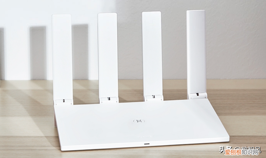 华为ws5200增强版和四核版有什么区别哪个性价比高?哪个内存芯片好?