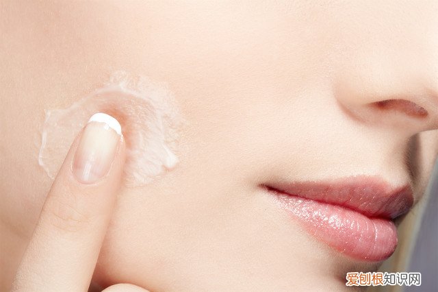 乳液什么时候用比较好？