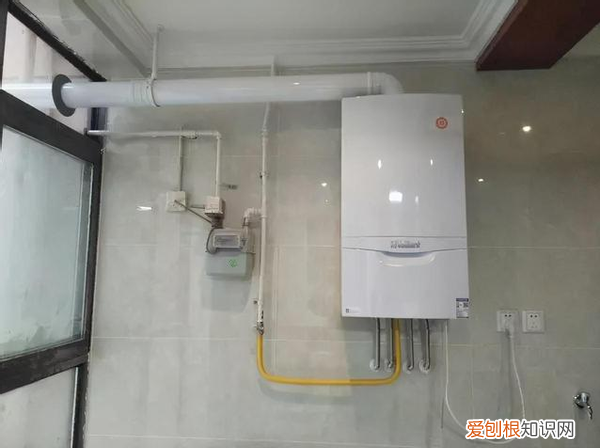 壁挂炉地暖设置多少度合适？