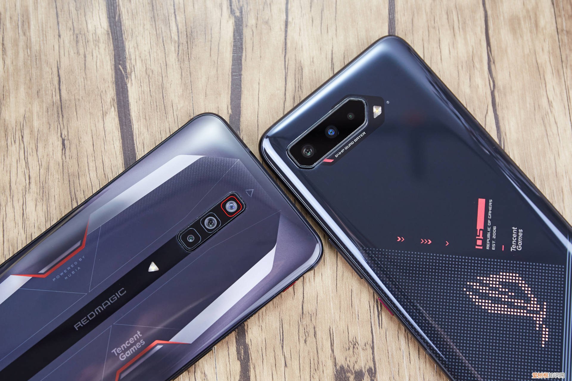 ROG5和红魔6游戏手机对比哪个好更值得买?