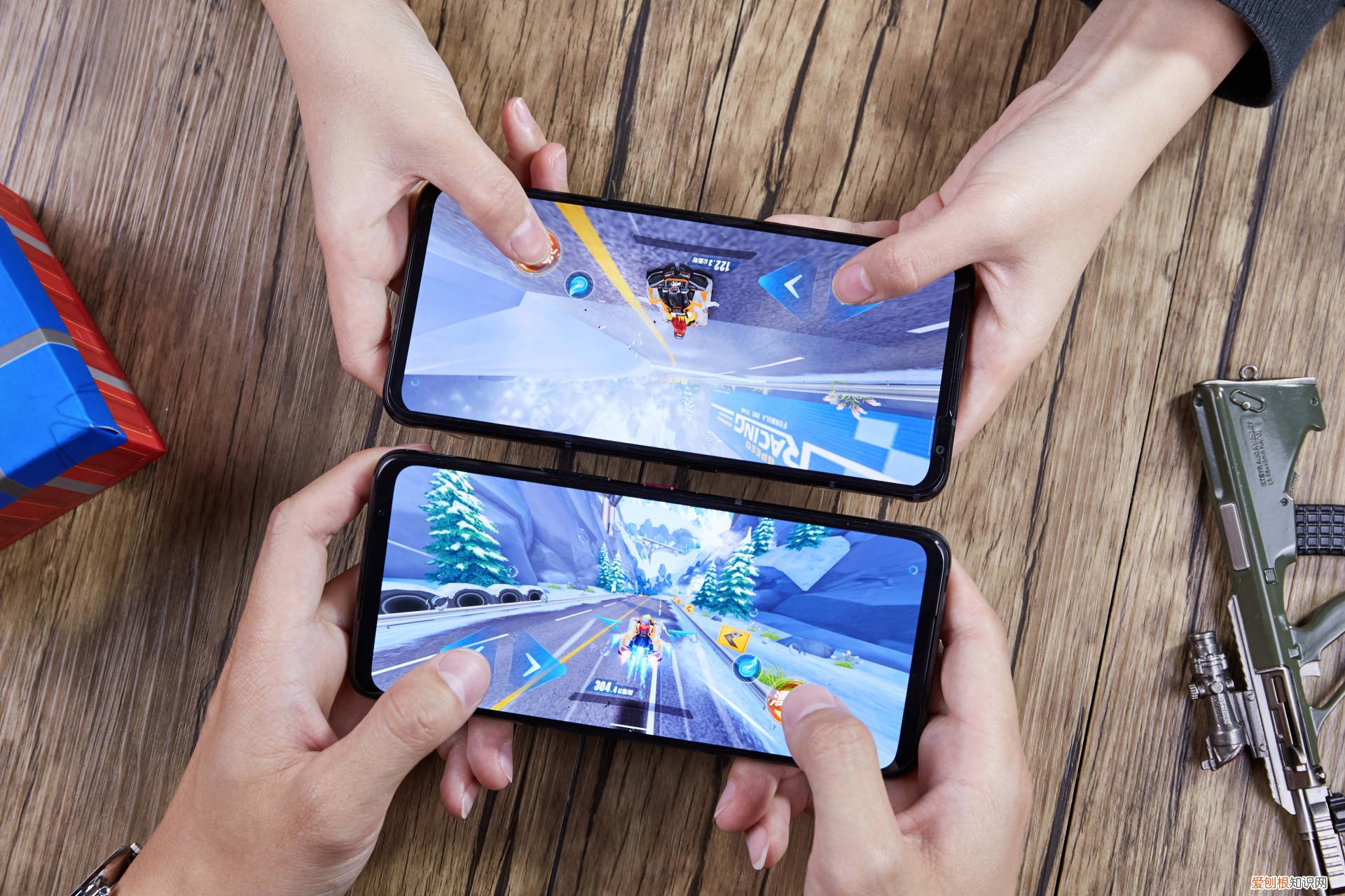 ROG5和红魔6游戏手机对比哪个好更值得买?