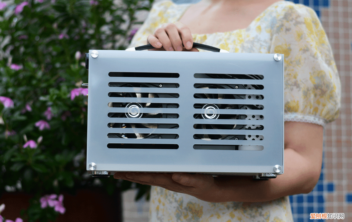 超频三蜂鸟i100 ITX机箱开箱装机测评，支持什么样的主板？