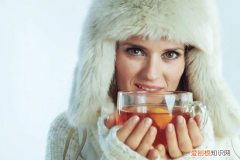 蜂蜜什么时候喝最好，效果最佳？最能美容养颜减肥瘦身？