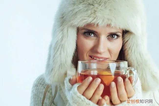 蜂蜜什么时候喝最好,效果最佳?最能美容养颜减肥瘦身?