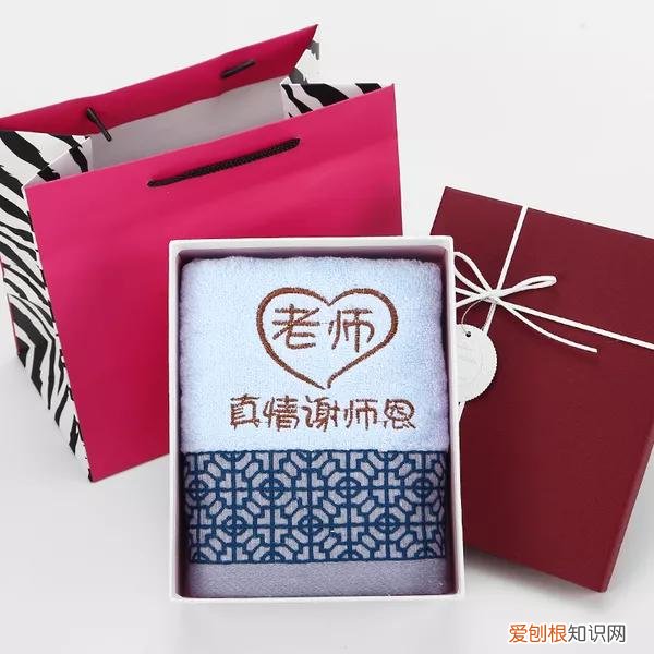 送老师什么礼物最实用更适合最有纪念意义?