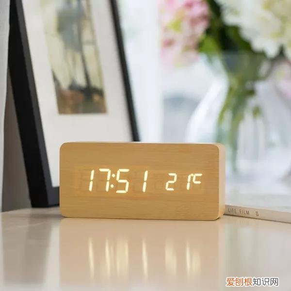 送老师什么礼物最实用更适合最有纪念意义?