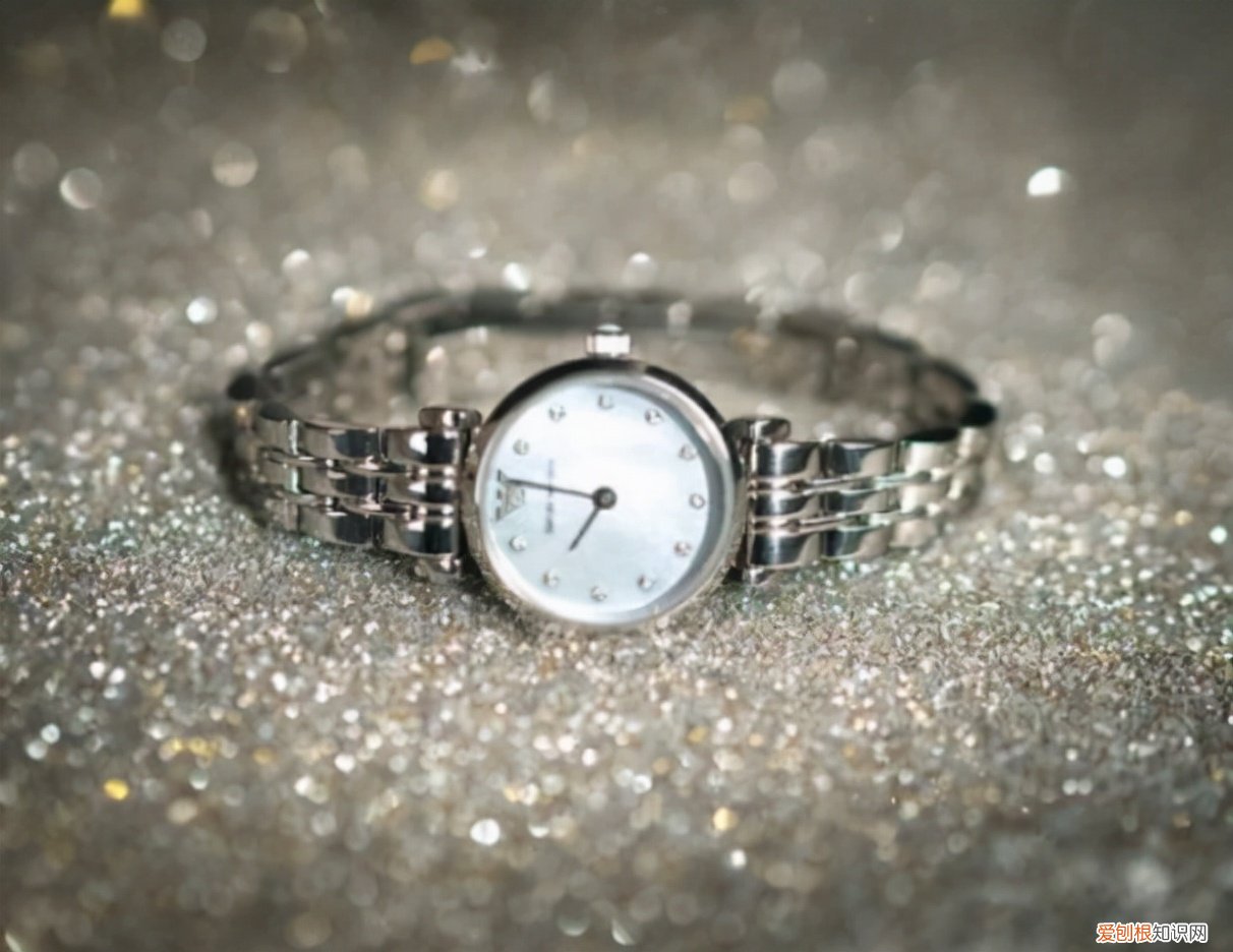 送女朋友礼物推荐清单排行榜,有趣的生日礼物替你赢得芳心